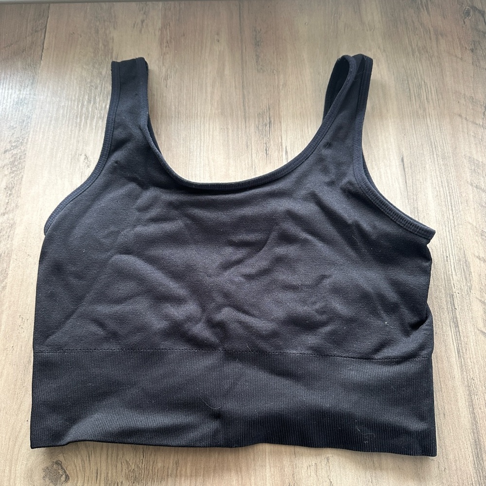 Medium Amazon Longline Sports Bra/Workout Top Black